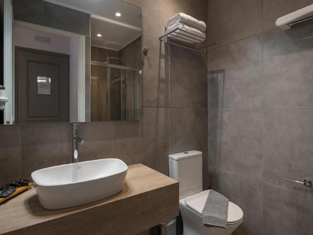 Hotel Linda Suites Near International Airport By La Casa Νέο Δελχί Εξωτερικό φωτογραφία