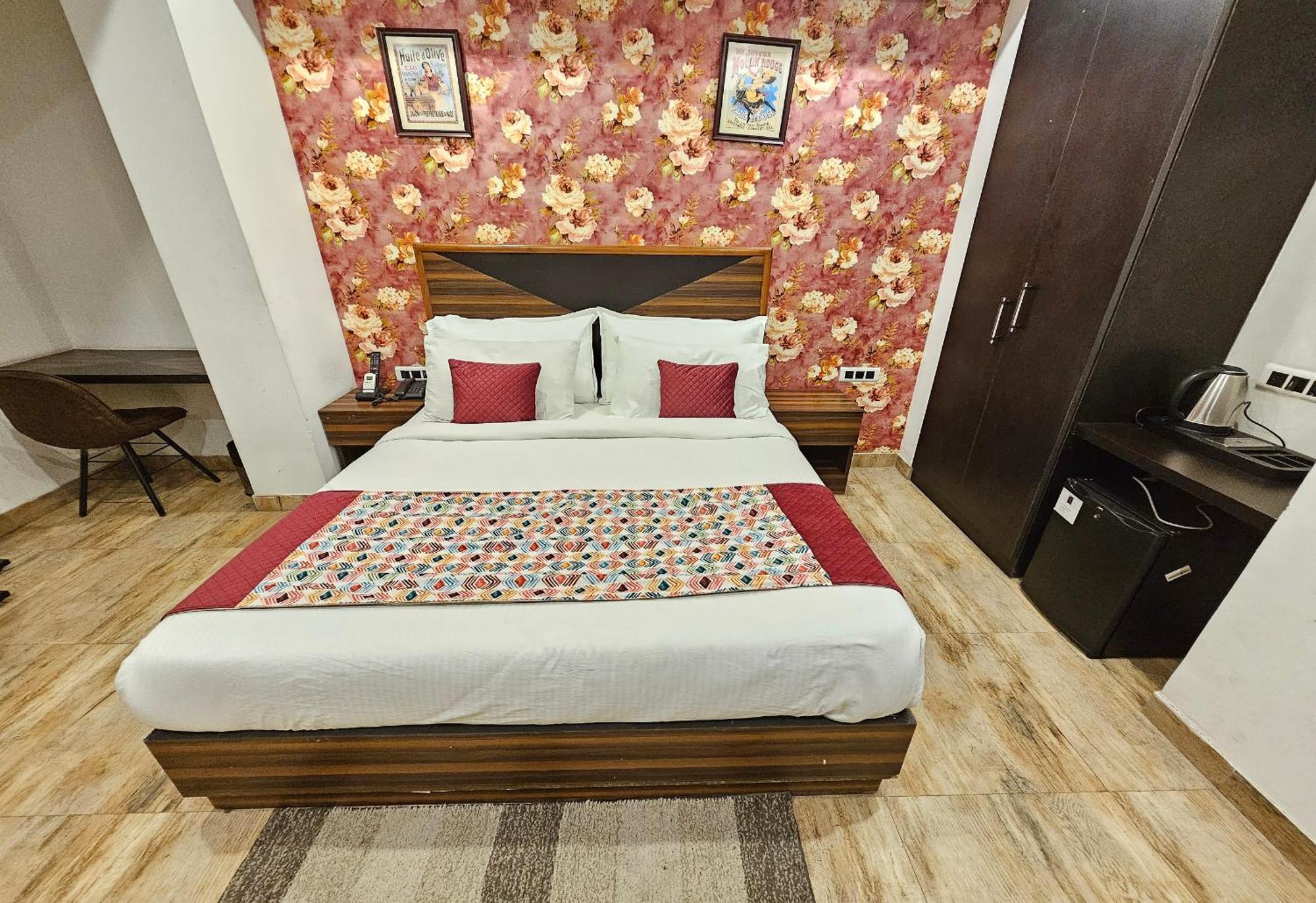 Hotel Linda Suites Near International Airport By La Casa Νέο Δελχί Εξωτερικό φωτογραφία
